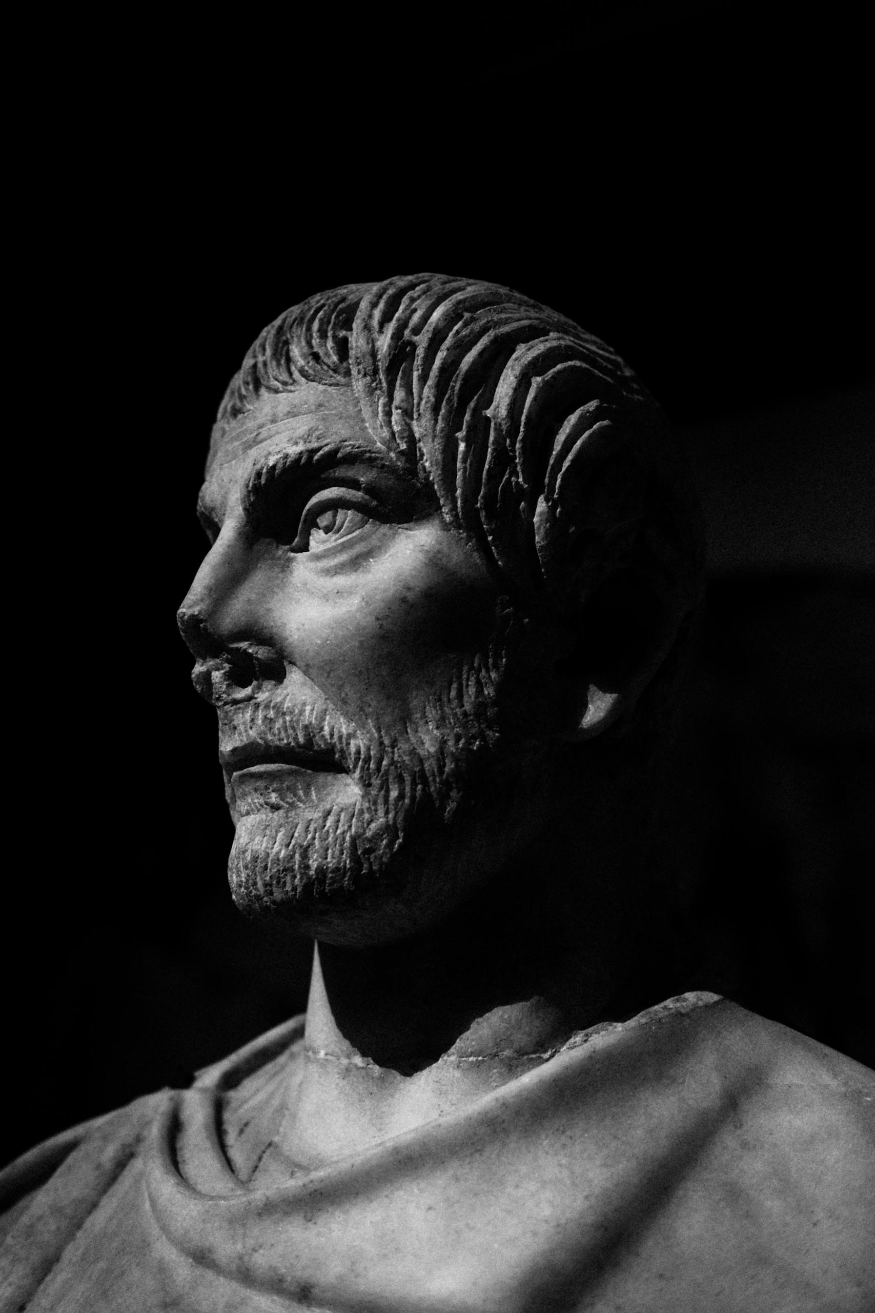 Stoic bust